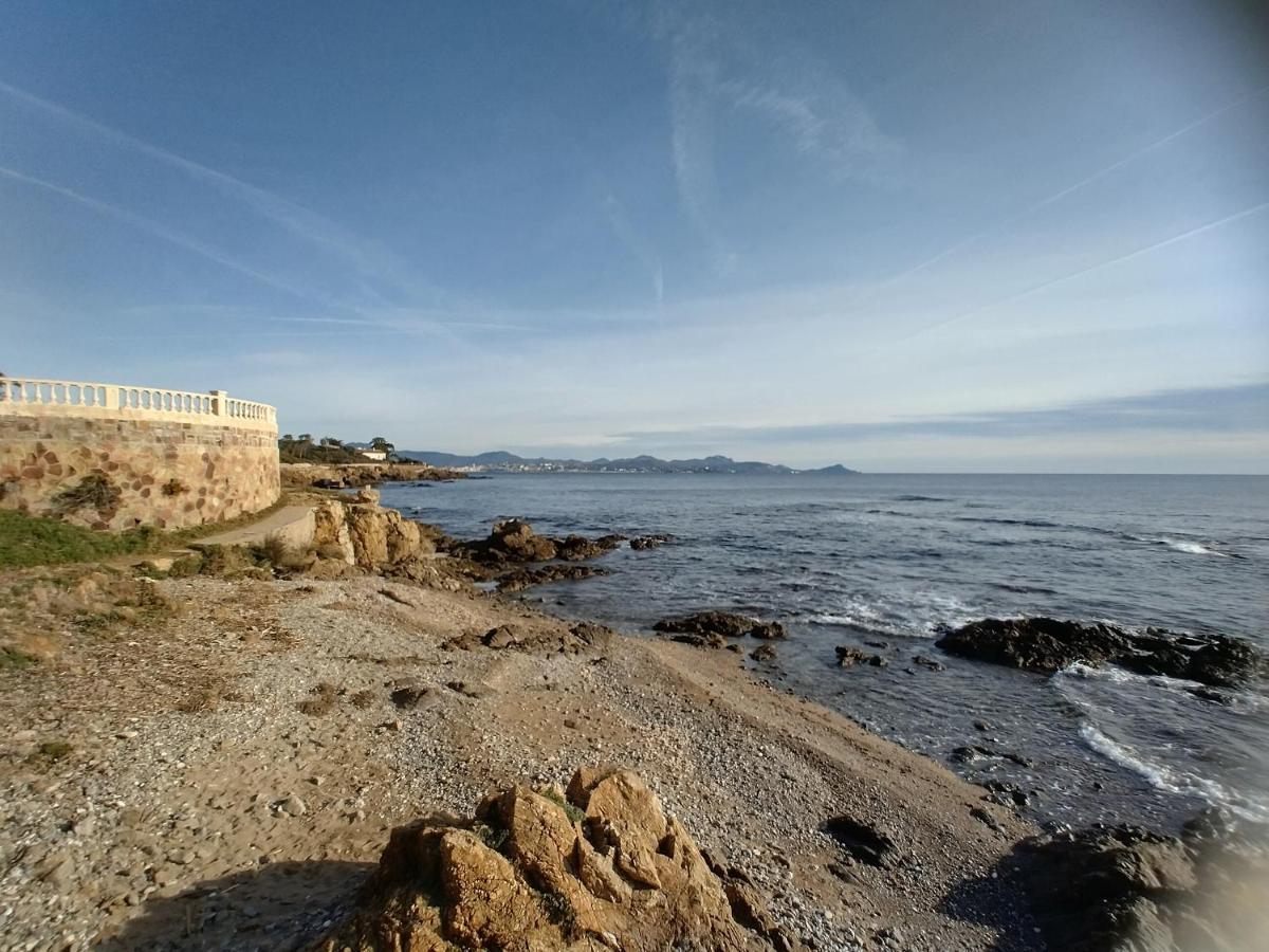 Studio Tout A Pied - Vue Sur Mer Saint Aygulf Eksteriør billede